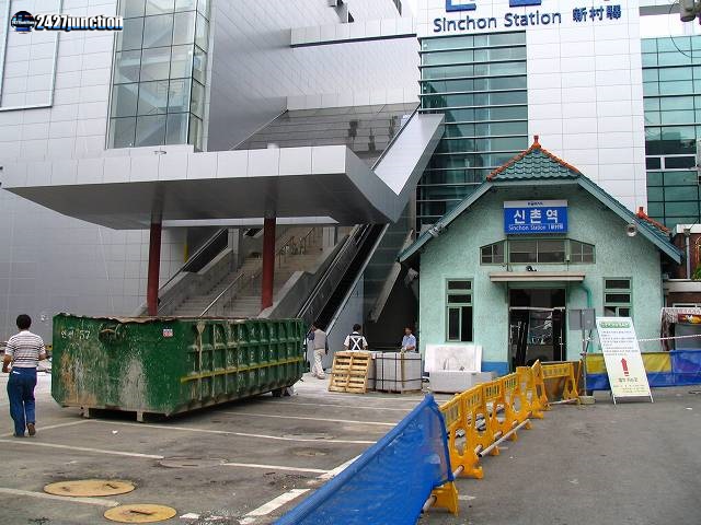 京義線新村駅その後